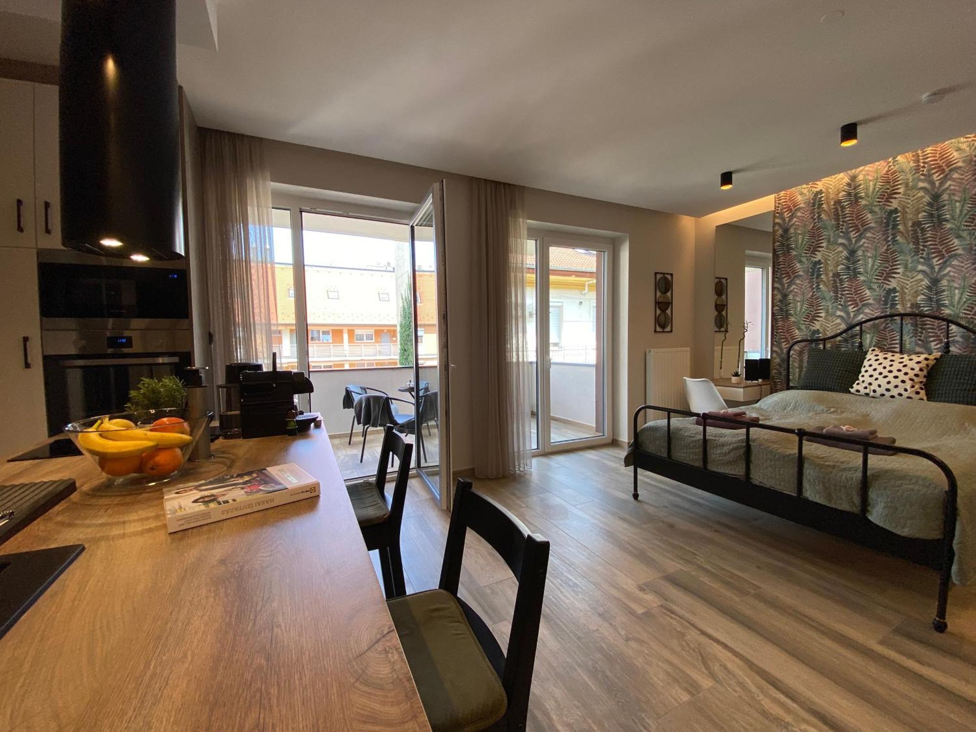 T27 Apartments Free Parking Ingyenes Zart Parkolo Győr Eksteriør billede
