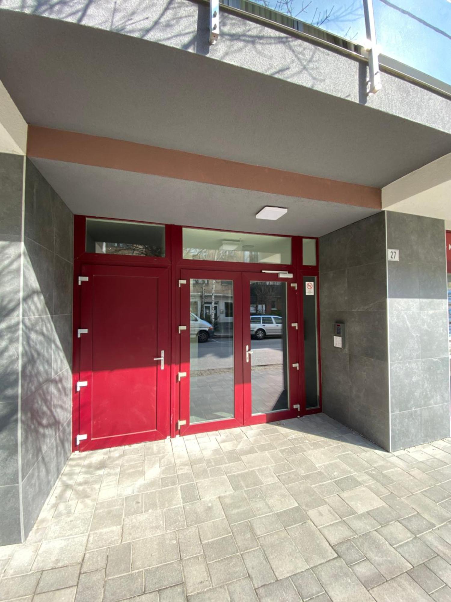 T27 Apartments Free Parking Ingyenes Zart Parkolo Győr Eksteriør billede